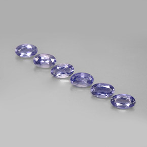 カラットの天然バイオレットブルーアイオライト（5.1×3.1 mm・オーバルカット）