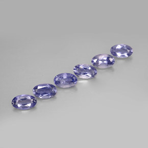 カラットの天然バイオレットブルーアイオライト（5.1×3.1 mm・オーバルカット）