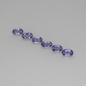 1.22カラットの天然バイオレットブルーアイオライト（5×3.3 mm・オーバルカット）