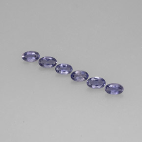 カラットの天然バイオレットブルーアイオライト（5.2×3.2 mm・オーバルカット）