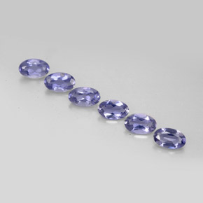 カラットの天然バイオレットブルーアイオライト（5.1×3.2 mm・オーバルカット）
