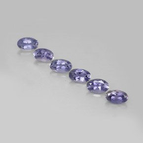 カラットの天然バイオレットブルーアイオライト（5.2×3.1 mm・オーバルカット）