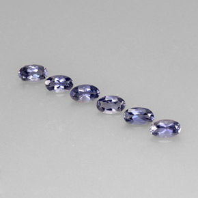 カラットの天然バイオレットブルーアイオライト（1.2×5.1 mm・オーバルカット）