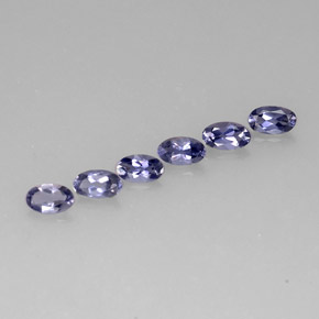 カラットの天然バイオレットブルーアイオライト（5.1×3.1 mm・オーバルカット）