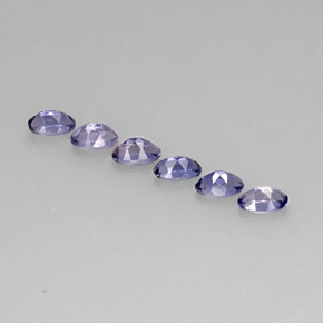 カラットの天然バイオレットブルーアイオライト（5×3.2 mm・オーバルカット）
