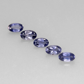 カラットの天然バイオレットブルーアイオライト（5.2×3.1 mm・オーバルカット）