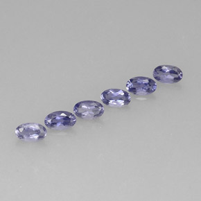 カラットの天然バイオレットブルーアイオライト（5.1×3.1 mm・オーバルカット）