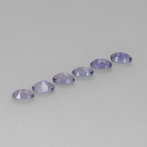 カラットの天然バイオレットブルーアイオライト（5.1×3.1 mm・オーバルカット）