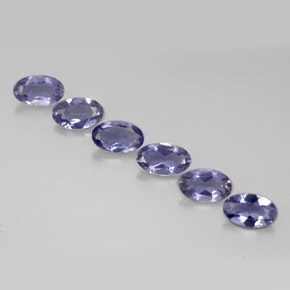 カラットの天然バイオレットブルーアイオライト（5.1×3.2 mm・オーバルカット）