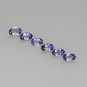 カラットの天然バイオレットブルーアイオライト（5×3.1 mm・オーバルカット）