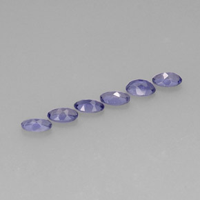 カラットの天然バイオレットブルーアイオライト（5.1×3.1 mm・オーバルカット）