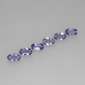 カラットの天然バイオレットブルーアイオライト（5×3 mm・オーバルカット）