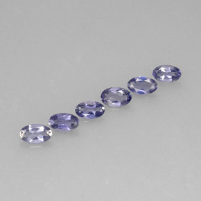 カラットの天然バイオレットブルーアイオライト（5.1×3 mm・オーバルカット）