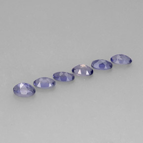 カラットの天然バイオレットブルーアイオライト（5.1×3.2 mm・オーバルカット）