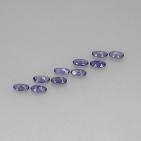カラットの天然バイオレットブルーアイオライト（5.1×3.1 mm・オーバルカット）