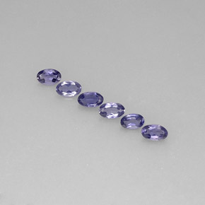 カラットの天然バイオレットブルーアイオライト（5×3 mm・オーバルカット）