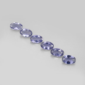 カラットの天然バイオレットブルーアイオライト（5×3.2 mm・オーバルカット）