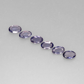 カラットの天然バイオレットブルーアイオライト（5.1×3.2 mm・オーバルカット）