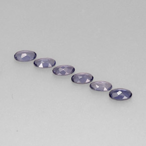 カラットの天然バイオレットブルーアイオライト（5.1×3.2 mm・オーバルカット）
