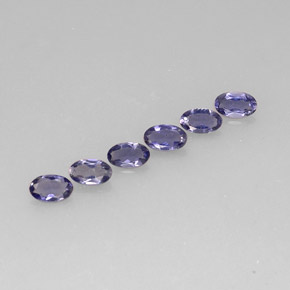 カラットの天然バイオレットブルーアイオライト（4.9×2.9 mm・オーバルカット）
