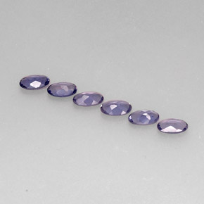 カラットの天然バイオレットブルーアイオライト（5×3.1 mm・オーバルカット）