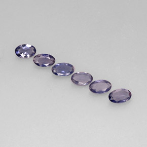 カラットの天然バイオレットブルーアイオライト（5.1×3.1 mm・オーバルカット）