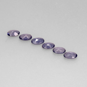 カラットの天然バイオレットブルーアイオライト（5.1×3.1 mm・オーバルカット）