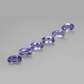 カラットの天然バイオレットブルーアイオライト（5.1×3.1 mm・オーバルカット）