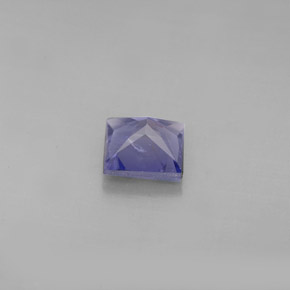 0.94カラットの天然バイオレットブルーアイオライト（6.2×6.1 mm・四角）