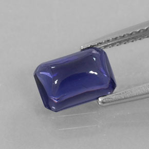 1.29カラットの天然バイオレットブルーアイオライト（8.1×6 mm・透明）