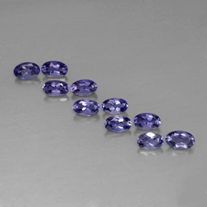 カラットの天然バイオレットブルーアイオライト（5.1×3.2 mm・オーバルカット）