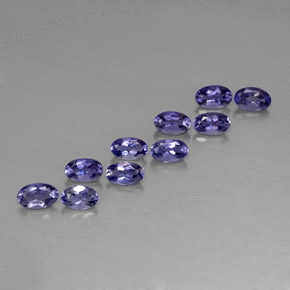 カラットの天然バイオレットブルーアイオライト（5.1×3.2 mm・オーバルカット）