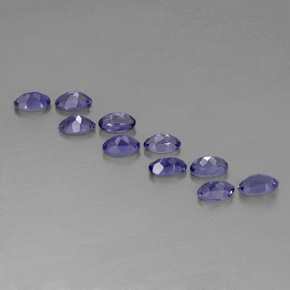 カラットの天然バイオレットブルーアイオライト（5.1×3.2 mm・オーバルカット）