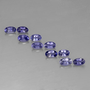 カラットの天然バイオレットブルーアイオライト（5×3.1 mm・オーバルカット）
