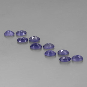 カラットの天然バイオレットブルーアイオライト（5×3.1 mm・オーバルカット）