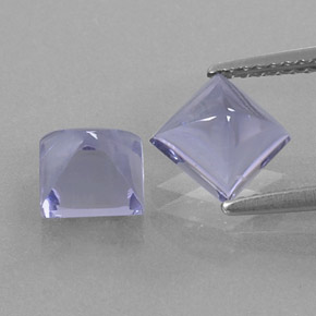 カラットの天然バイオレットブルーアイオライト（6.1×6.1 mm・四角）
