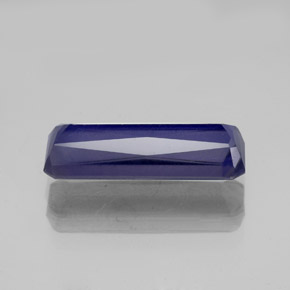 2.46カラットの天然バイオレットブルーアイオライト（14.7×5.3 mm・エメラルドカット）