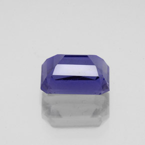 1.49カラットの天然バイオレットブルーアイオライト（8×6 mm・エメラルドカット）