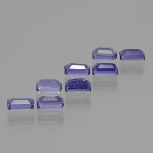 2.17カラットの天然シルバーがかった青アイオライト（5.1×3 mm・エメラルドカット）