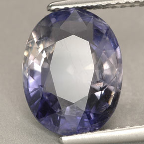 3.58カラットの天然バイオレットアイオライト（11.2×9.1 mm・オーバルカット）