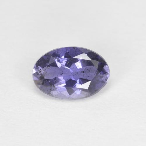 0.38カラットの天然シルバーがかった青アイオライト（5.9×4 mm・オーバルカット）