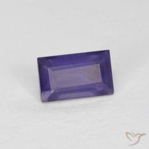 0.33カラットの天然ミディアムバイオレットアイオライト、バゲット、VS