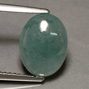 2.63カラットの天然グリーンヒスイ輝石（ジェダイト）（11.1×8.5 mm・透明）