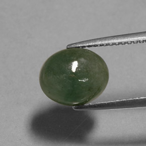 3.13カラットの天然グリーンヒスイ輝石（ジェダイト）（9.8×8.1 mm・透明）