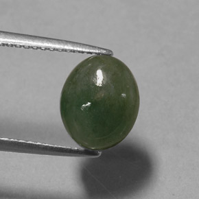 3.13カラットの天然グリーンヒスイ輝石（ジェダイト）（9.8×8.1 mm・透明）
