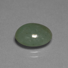 3.39カラットの天然グリーンヒスイ輝石（ジェダイト）（10.9×8.8 mm・透明）