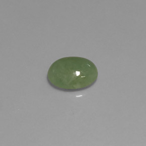 2.39カラットの天然グリーンヒスイ輝石（ジェダイト）（9.6×7.7 mm・透明）