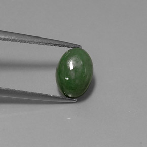 2.90カラットの天然グリーンヒスイ輝石（ジェダイト）（9.6×7 mm・オーバルカット）