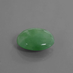 6.55カラットの天然グリーンヒスイ輝石（ジェダイト）（13.7×11.3 mm・オーバルカット）