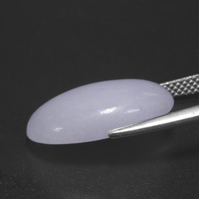 10.72カラットの天然ラベンダージェダイト、オーバルカット、オペーク